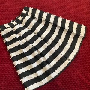 Black and White. Endless Rose size S